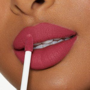 Kylie Cosmetics 'Extraordinary' Matte Lip Kit